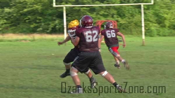 17339424.jpg: Mountain Grove Football Practice_1