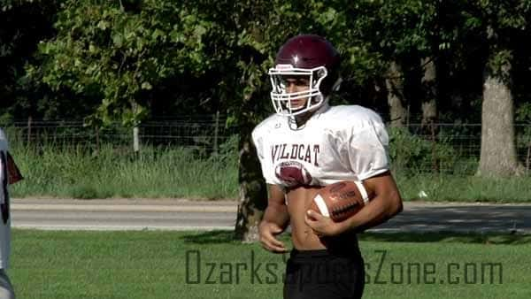 17335743.jpg: Rogersville Football Practice_5