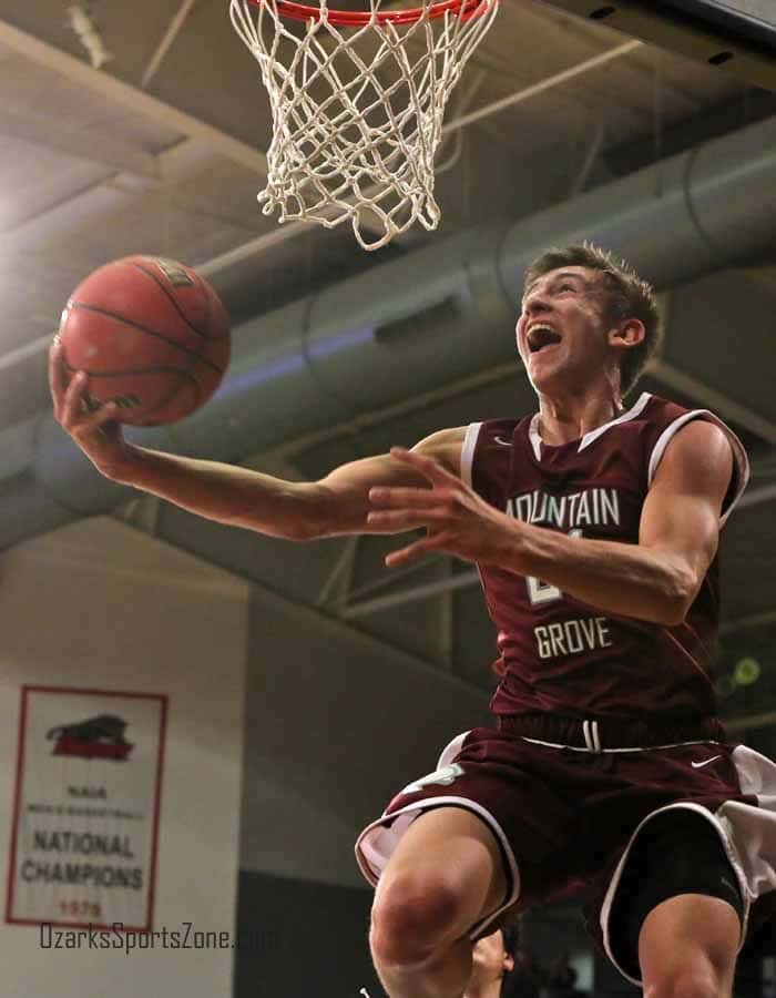 17319679.jpg: Best of 2015-16 Mountain Grove Panthers_48