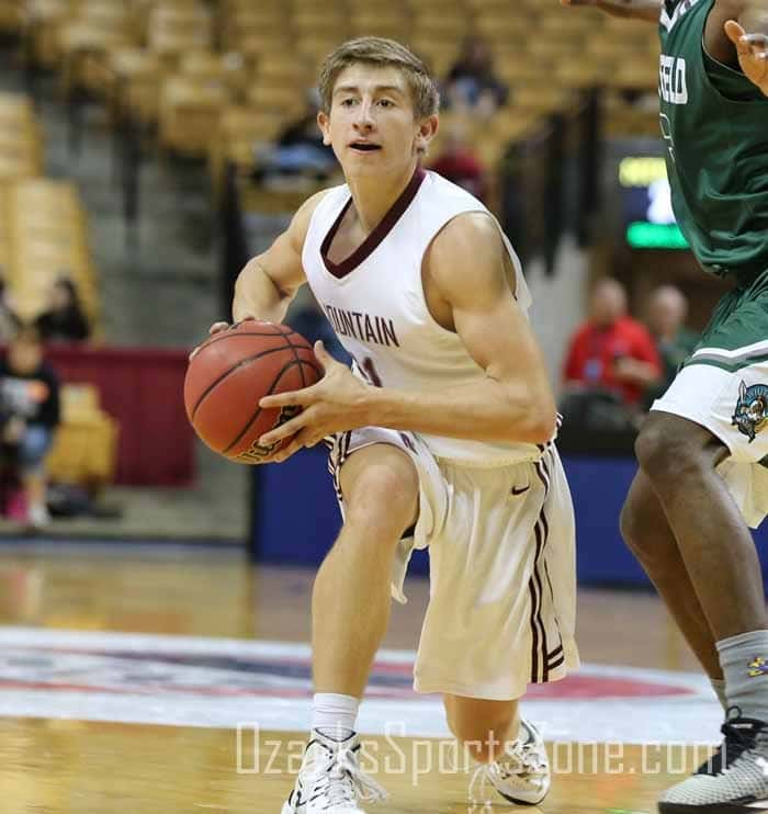 17319672.jpg: Best of 2015-16 Mountain Grove Panthers_39