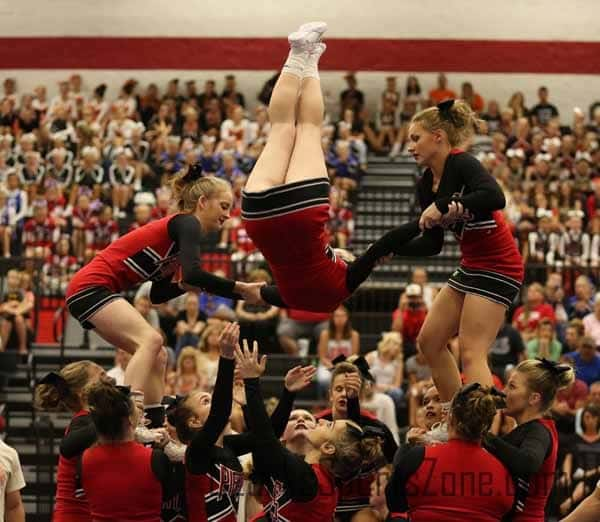 17319205.jpg: Branson Cheerleading - Photo by Justin Sampson_28