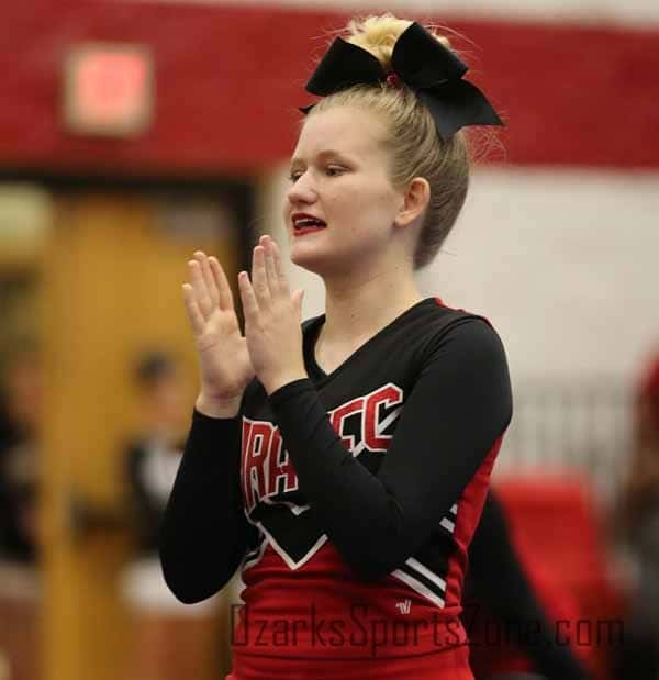 17319196.jpg: Branson Cheerleading - Photo by Justin Sampson_19