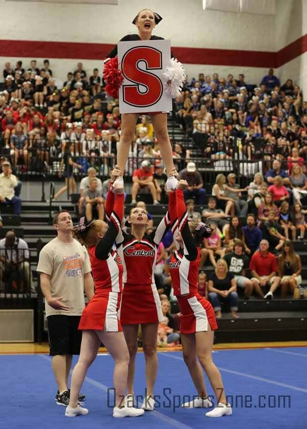 17319165.jpg: Central Cheer - Photo by Justin Sampson_18