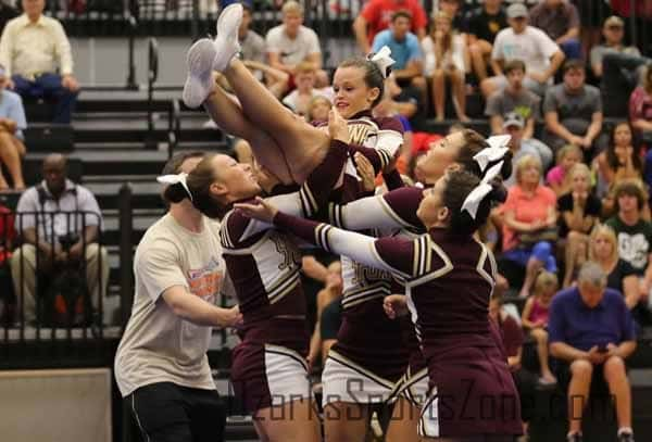 17319130.jpg: Spokane Cheer - Photo by Justin Sampson_15