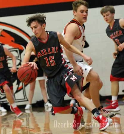 17316808.jpg: Best of 2015-16 Miller Cardinals_33