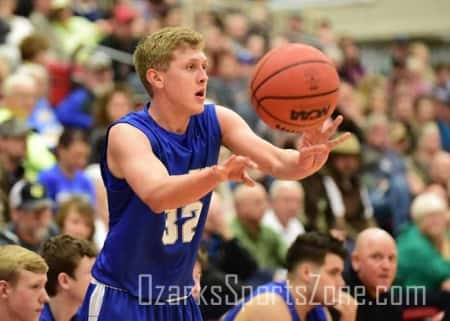 17315070.jpg: Best of 2015-16 Marionville Comets_39