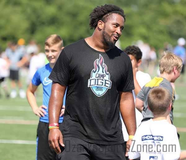 17299242.jpg: DGB Youth Football Camp - Photo by Justin Sampson_55