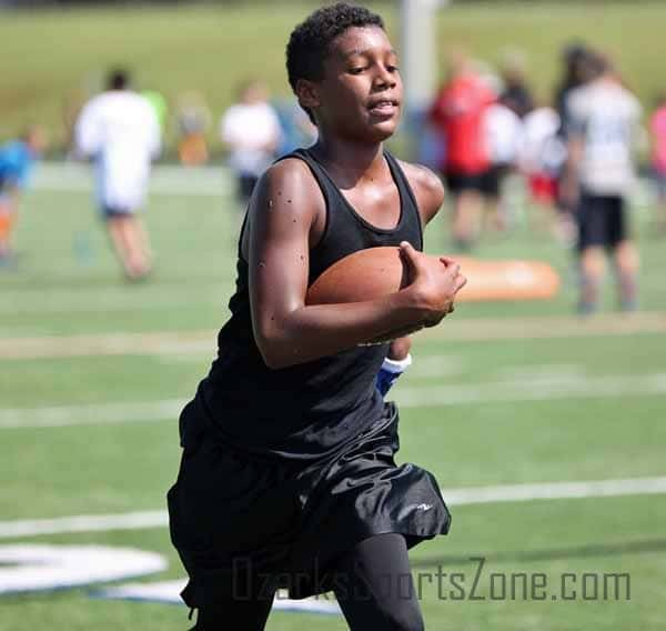 17299238.jpg: DGB Youth Football Camp - Photo by Justin Sampson_52