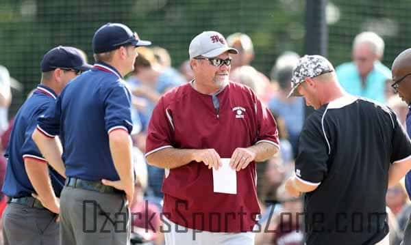 17266613.jpg: Mountain Grove vs Conway - Photo by Chris Parker_117