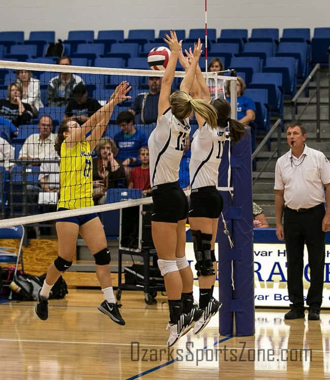 17401759.jpg: Bolivar_Marshfield_vball_Photo by Bob Campbell_6