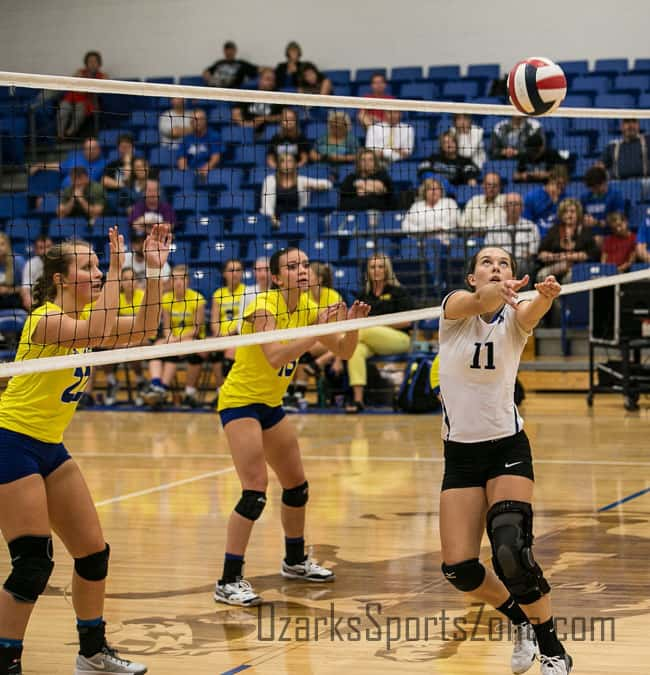 17401758.jpg: Bolivar_Marshfield_vball_Photo by Bob Campbell_5