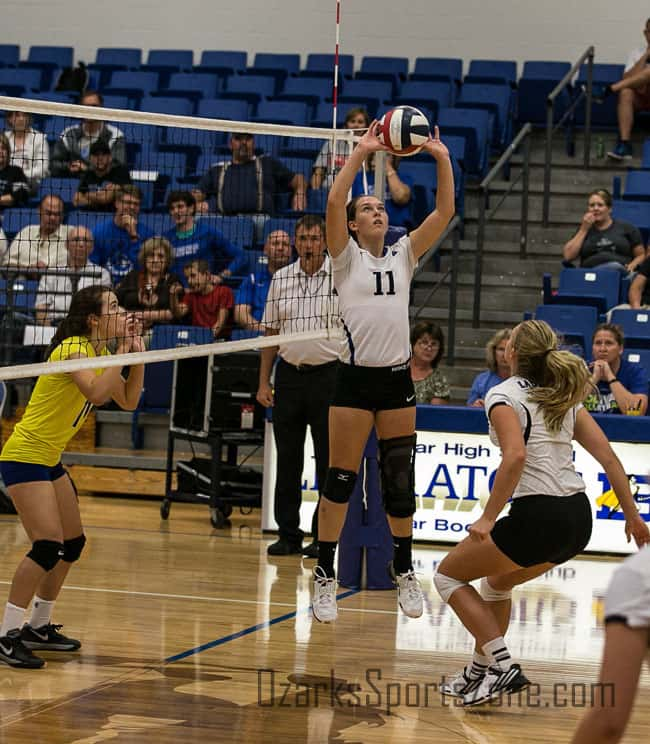 17401757.jpg: Bolivar_Marshfield_vball_Photo by Bob Campbell_1