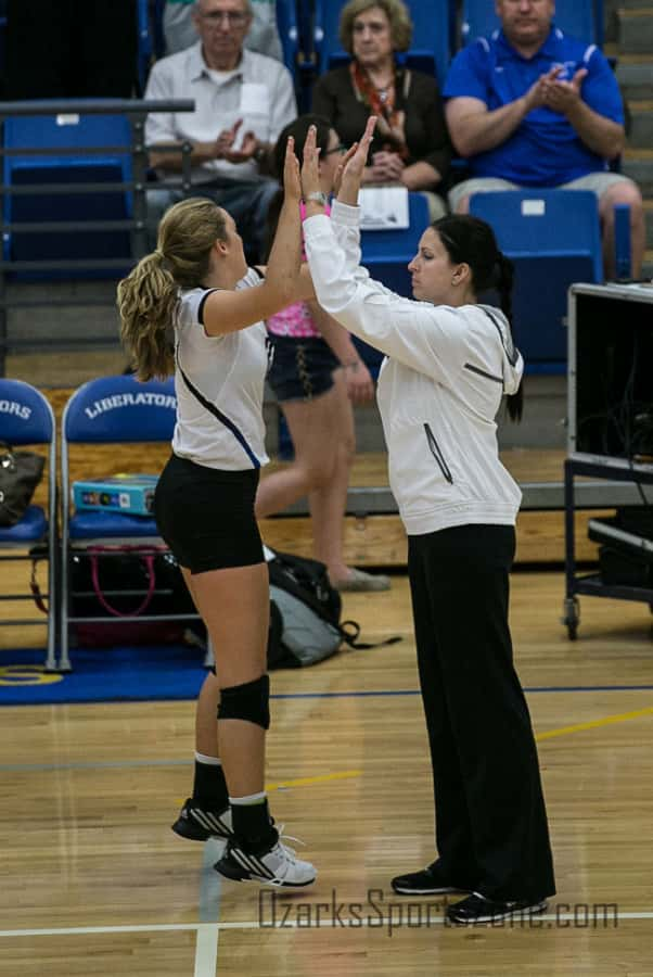 17401718.jpg: Bolivar_Marshfield_vball_Photo by Bob Campbell_27