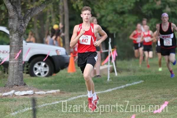 17401468.jpg: Nixa XC Invitational Boys - Photos by Riley Bean_124