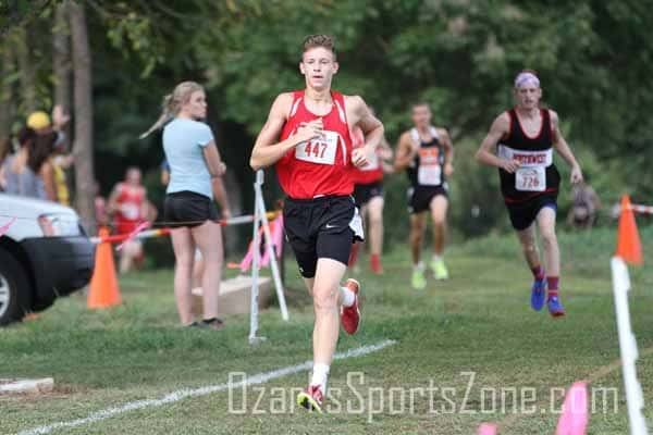 17401467.jpg: Nixa XC Invitational Boys - Photos by Riley Bean_125