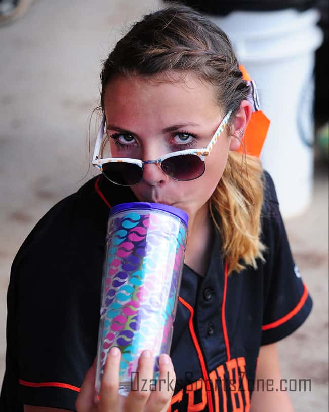 17391092.jpg: Ozark_Republic_softball_Photo by Don Jones_38