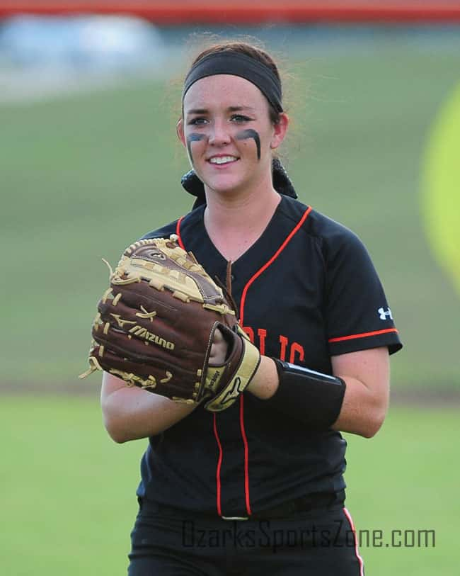 17391075.jpg: Ozark_Republic_softball_Photo by Don Jones_22