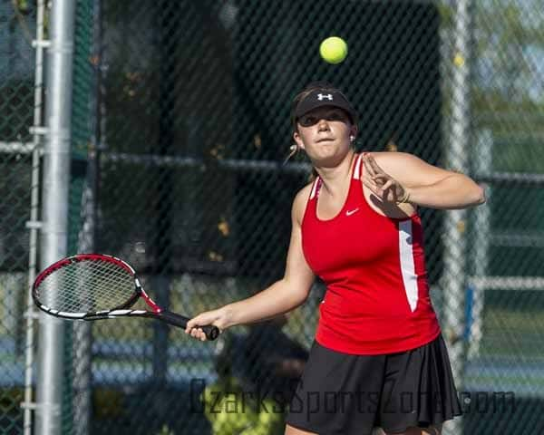 17415713.jpg: Central vs Kickapoo - Photo by Dana Harding_61