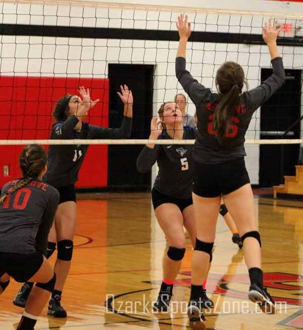 17414238.jpg: Clever vs Ash Grove - Photos by Angie Brushwood_36