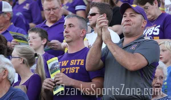 17407801.jpg: Monett vs Cassville - Photo by Joe Hickman_89