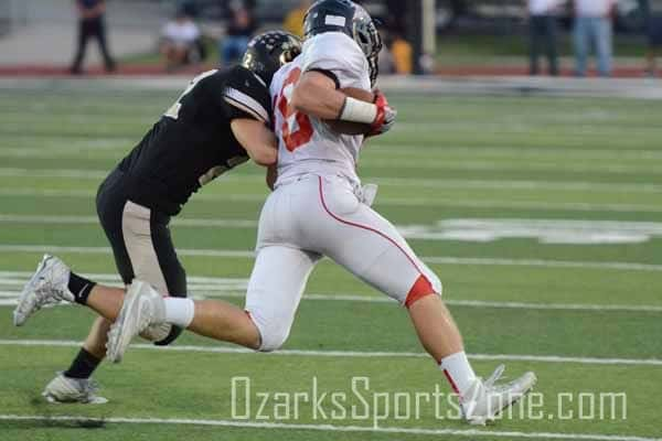 17407207.jpg: Lebanon vs West Plains - Photo by Nick Mebruer_31