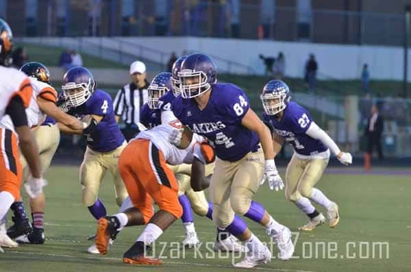 17418870.jpg: Camdenton vs Waynesville - Photo by Dennis Jones_51