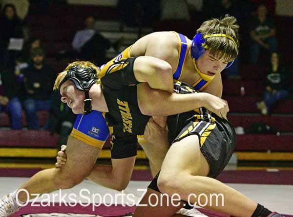 rogersville-wrestling-tri-04