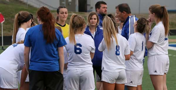 19 Spring Preview Hillcrest Girls Soccer Ozarks Sports Zone