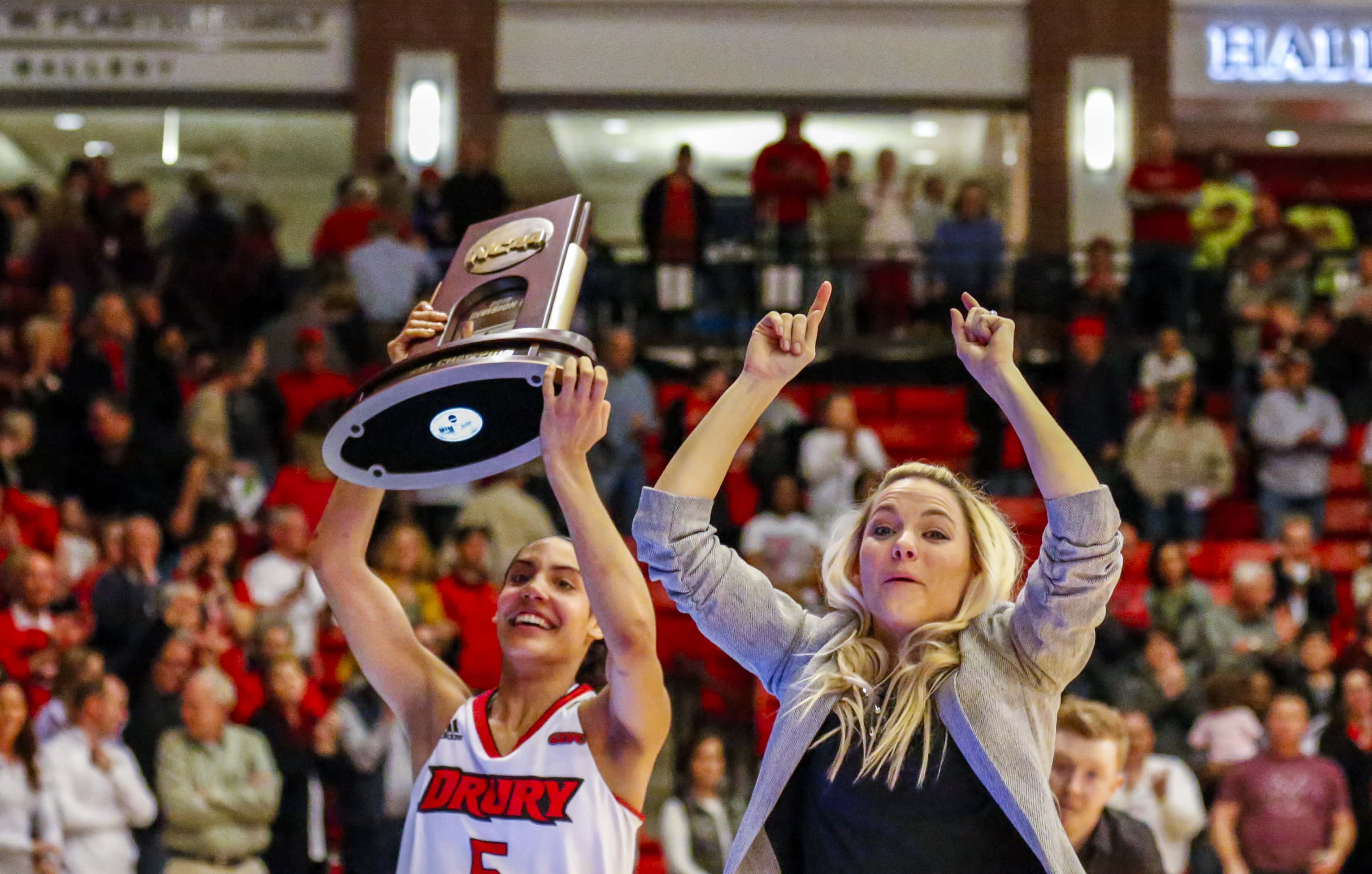 drury_wbb_sweet-16_201997