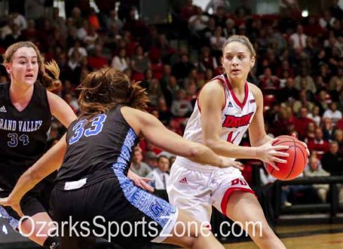 drury_wbb_sweet-16_201912