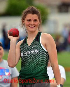 district-track-hollister-209