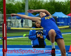 district-track-hollister-212