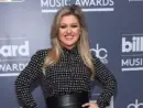Kelly Clarkson arrives for the 'Kelly Clarkson photo call for the 2018 Billboard Music Awards on May 17^ 2018 in Universal City^ CA
