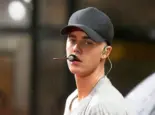 Justin Bieber performs on NBC's 'TODAY Show' at Rockefeller Plaza on September 10^ 2015 in New York City.