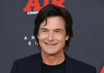 Jason Bateman at the world premiere for "Air" at the Regency Village Theatre. LOS ANGELES^ CA. March 27^ 2023