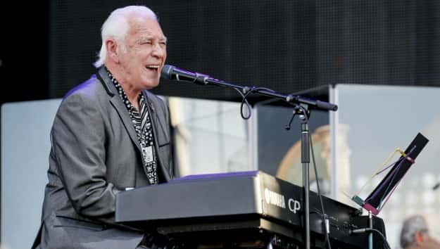 getty_garybrooker630_113016