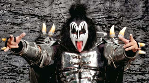 m_kissgenesimmons630_082913