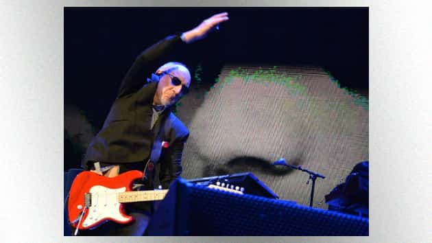 m_thewhopetetownshendb630_122212