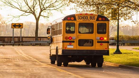 041317_thinkstock_schoolbus