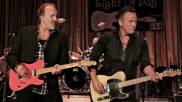 getty_joegrusheckyandbrucespringsteen630_041917