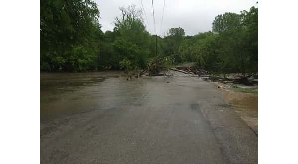 wireready_04-30-2017-14-15-02_08781_dentonferryflood