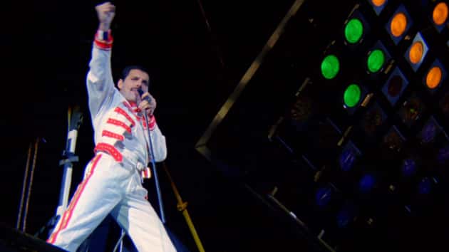 m_freddiemercury630_hungarianrhapsodystill_052417
