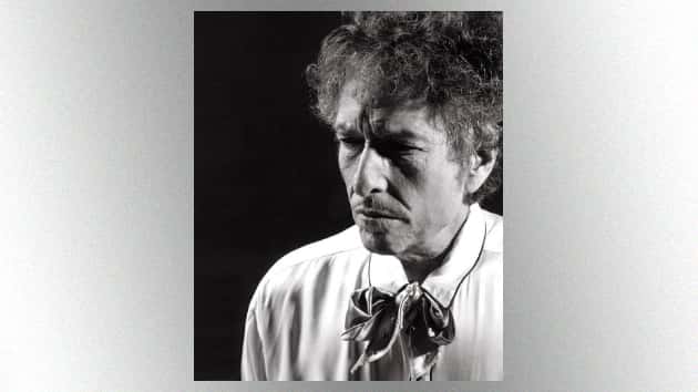 m_bobdylan_creditwilliamclaxton_021415-2