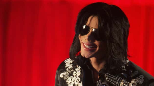 getty_michaeljackson_062617_630