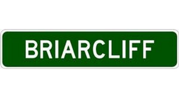 wireready_10-09-2017-21-02-02_00019_briarcliffgreensign