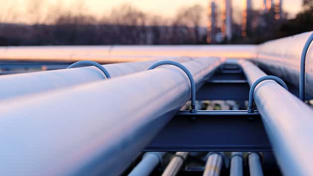 thinkstock_111617_pipeline