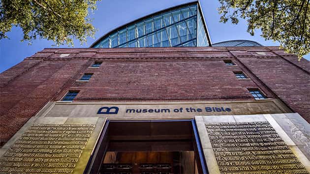 111817_getty_bible
