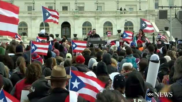 111917_abcnews_puertoricomarch