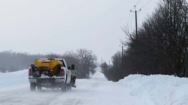 getty_123017_snowplow