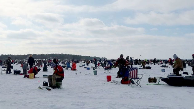 ice-fishing-tournament-01-abc-jef-180131_4x3_992